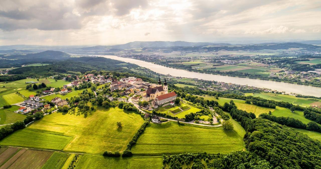 Hotel Schachner Maria Taferl Exteriör bild